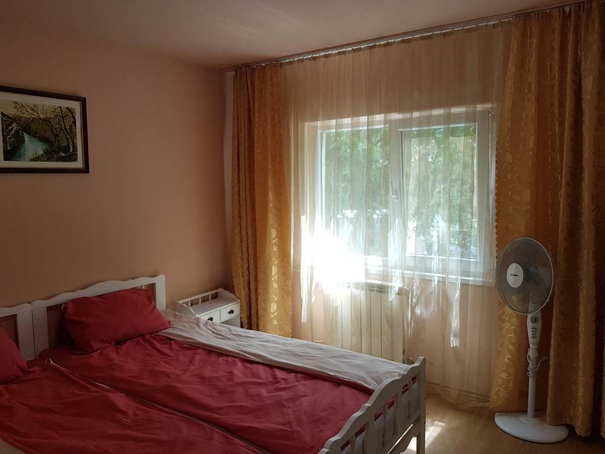 Apartament Aura Lejlighed Oradea Eksteriør billede